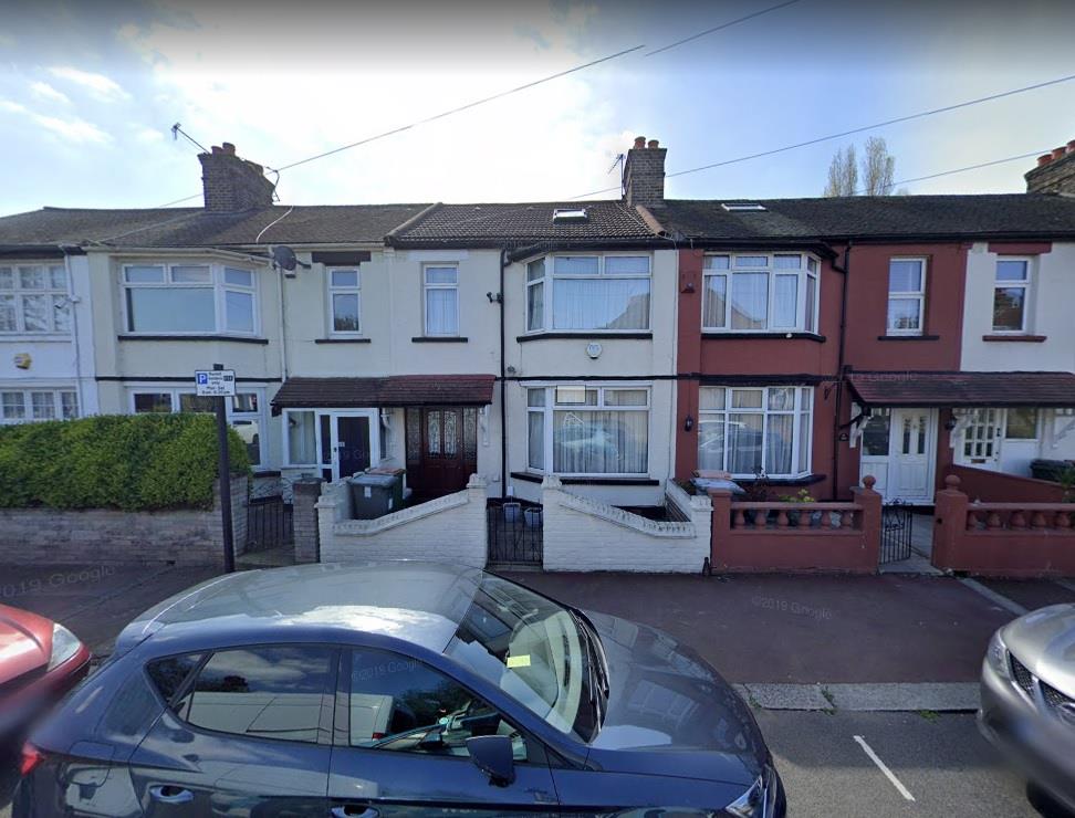 St. Albans Avenue, London
